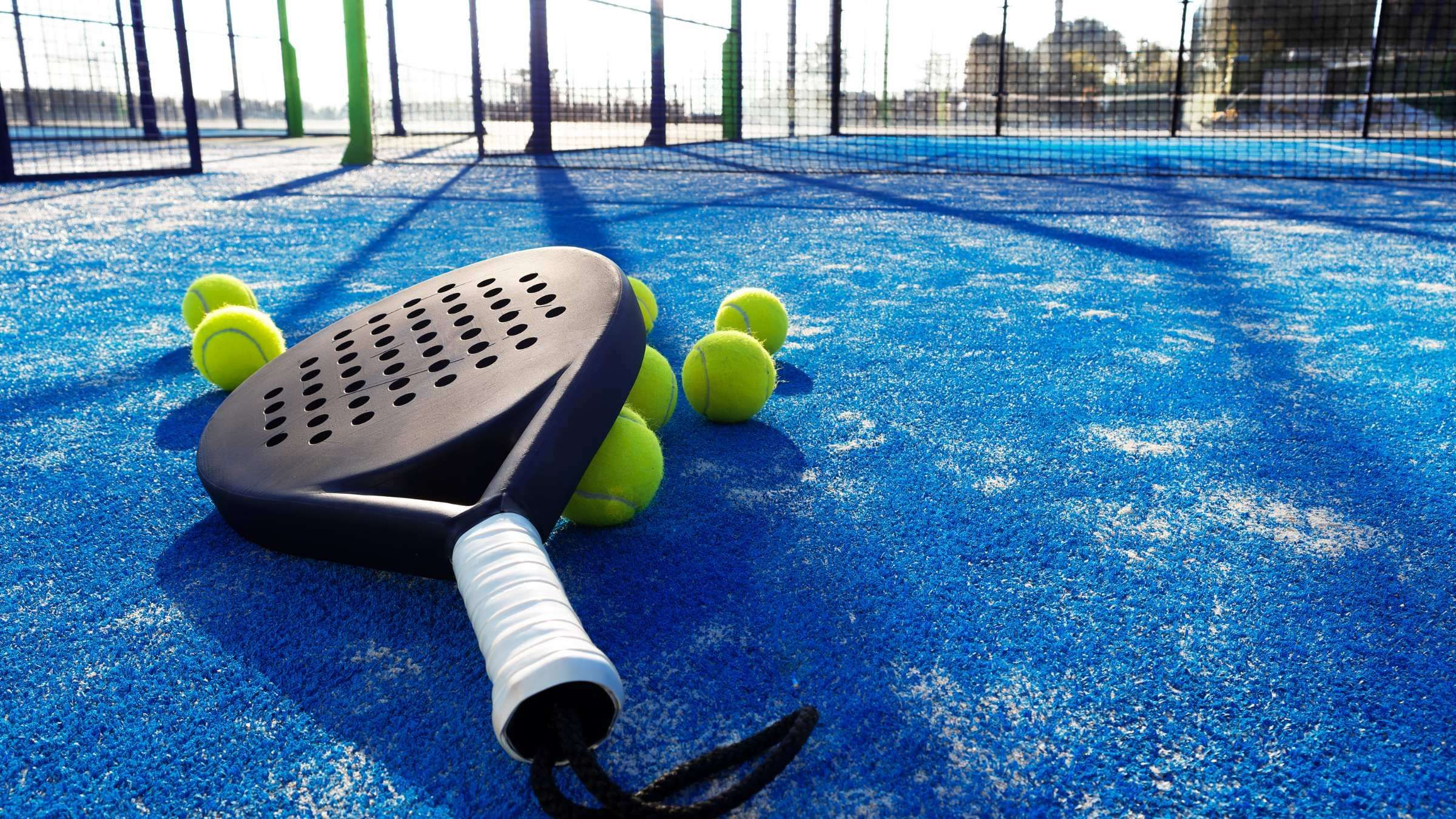 Padel Medan lapangan dan permainan